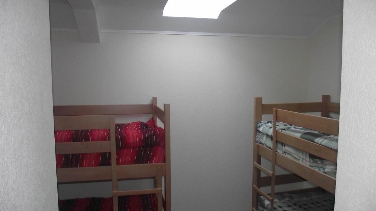 Pansion Laktasi Hostel Ngoại thất bức ảnh